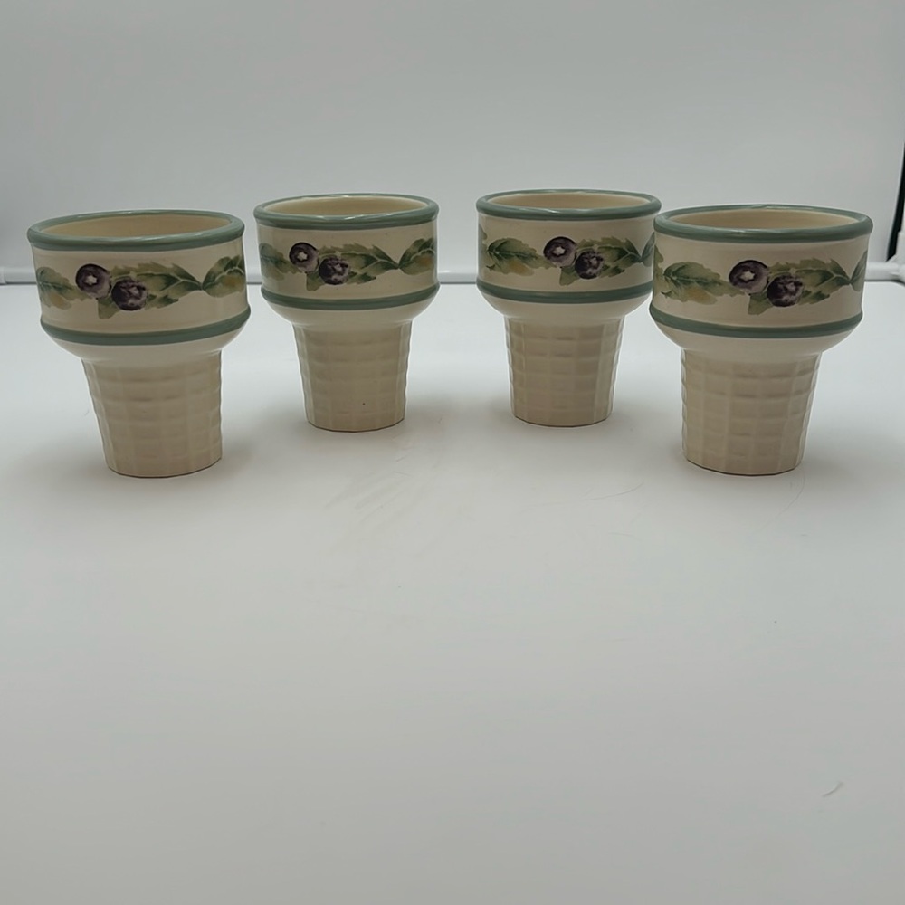 Pfaltzgraff JAMBERRY ICE CREAM CONE DESSERT DISHES- set of four